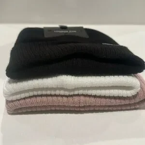 London Fog | Accessories | Nwt London Fog 3 Piece Beanies In  display picture 2